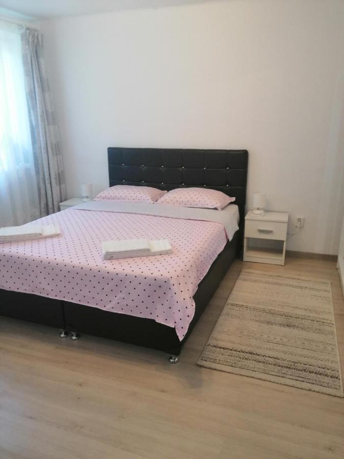 Amigohd² Apartment Hunedoara Ngoại thất bức ảnh